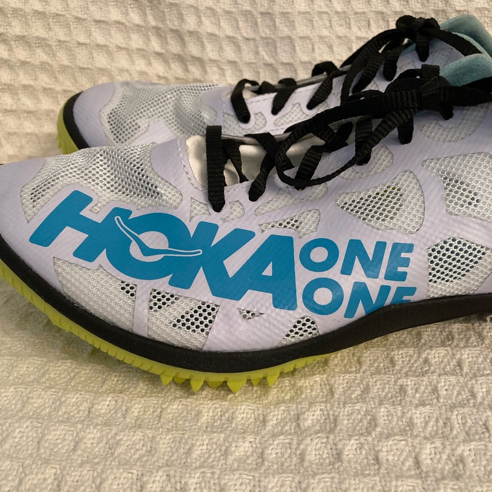 Mens Hoka One One Rocket White/Blue Running Track Spikes Size 11.5 - Picture 2 of 8